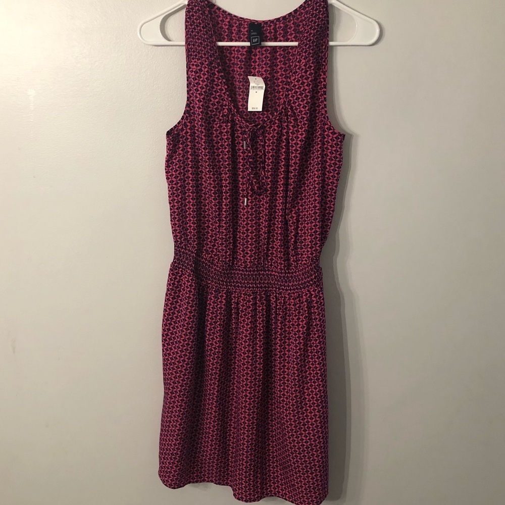 BNWT Gap Dress size Medium